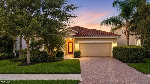 2007 Parson St, Naples, FL 34120