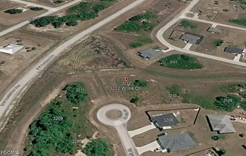 3212 W Iris Ct, Labelle, FL 33935