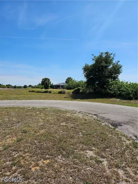 3210 W Iris Ct, Labelle, FL 33935 photo 5
