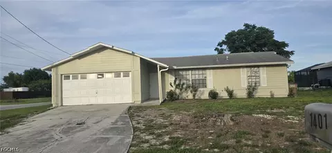 1401 Yvonne Ave S, Lehigh Acres, FL 33976