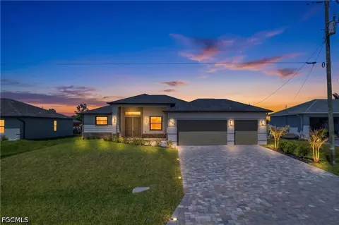 4107 NW 37th St, Cape Coral, FL 33993