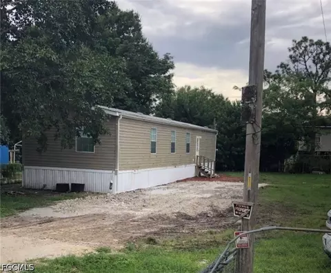 1421 Orange St, Immokalee, FL 34142