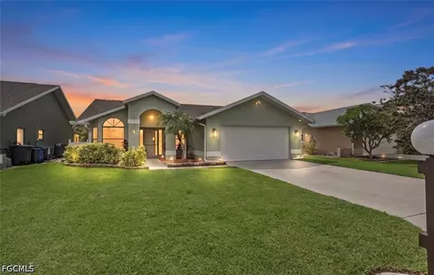 13206 Greywood Cir, Fort Myers, FL 33966