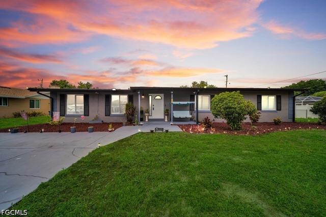 1313 Old Bridge Rd, North Fort Myers, FL 33917