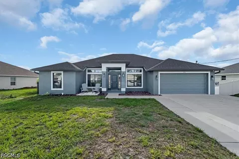 1951 Wescott Ave, Lehigh Acres, FL 33972