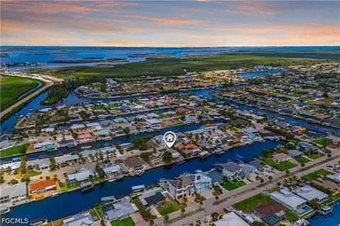 12206 Boat Shell Dr, Matlacha Isles, FL 33991