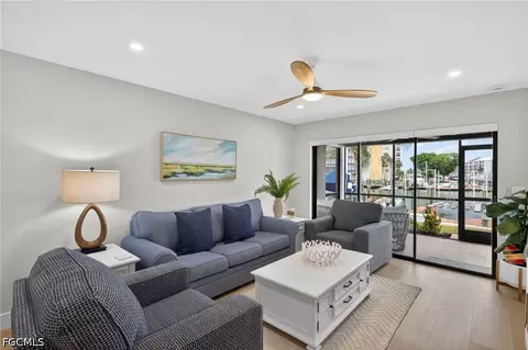 200 Lenell Rd #212, Fort Myers Beach, FL 33931