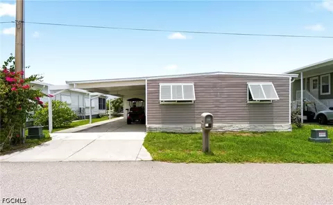 5509 Sir Walter Way, North Fort Myers, FL 33917