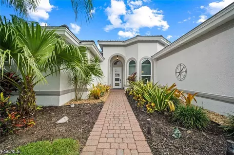 9042 Bronco Ct, Naples, FL 34113 photo 4