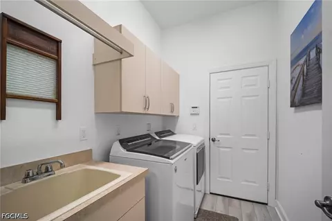 9042 Bronco Ct, Naples, FL 34113 photo 27