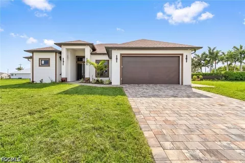7 SW 19th Pl, Cape Coral, FL 33991
