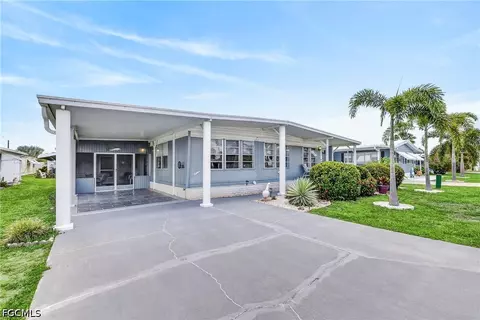 5201 Forest Park Dr, North Fort Myers, FL 33917