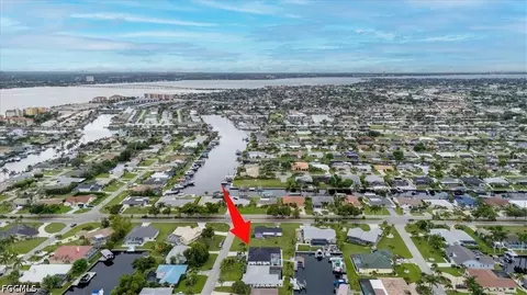 3728 SE 18th Ave, Cape Coral, FL 33904