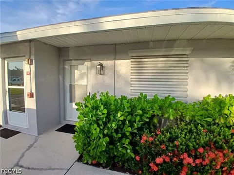 4513 SW 8th Ct #103, Cape Coral, FL 33914