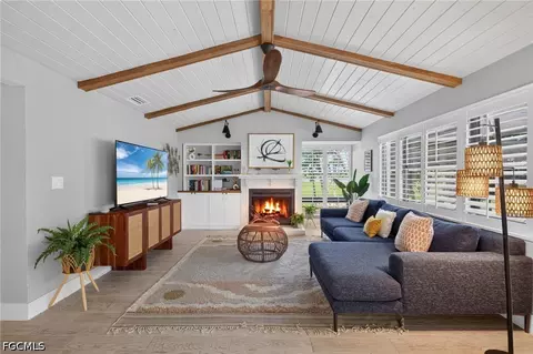 1206 Par View Dr, Sanibel, FL 33957