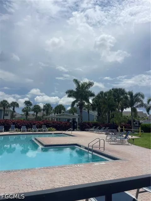 13521 Eagle Ridge Dr #123, Fort Myers, FL 33912
