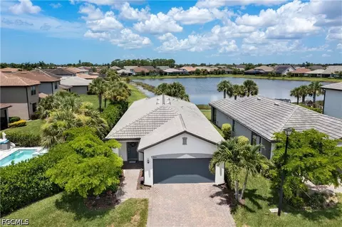 9615 Bexley Dr, Fort Myers, FL 33967