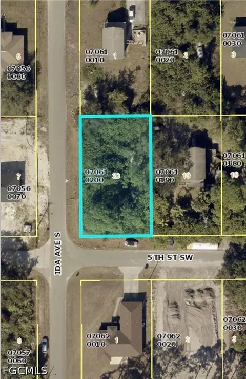 2820 5th St SW, Lehigh Acres, FL 33976