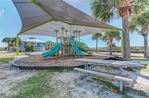 37 Dock Dr, Placida, FL 33946 photo 12