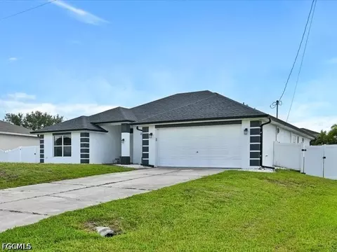 25 NW 29th Pl, Cape Coral, FL 33993