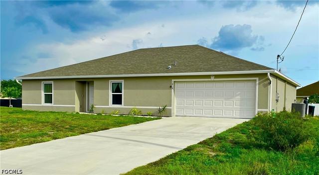 1818 NE 21st St, Cape Coral, FL 33909