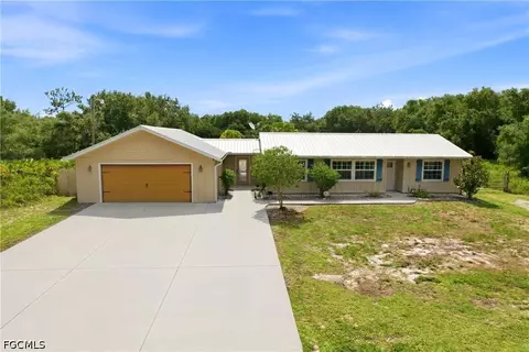 2310 Abbott Ave, Alva, FL 33920