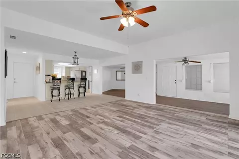 9 Regency Ct, Lehigh Acres, FL 33936
