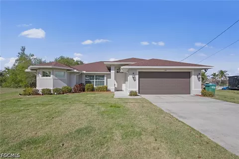 126 SE 15th Pl, Cape Coral, FL 33990