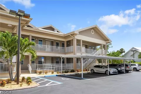 15250 Riverbend Blvd #202, North Fort Myers, FL 33917