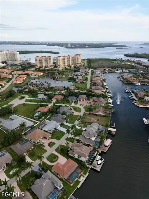 1438 SW 57th St, Cape Coral, FL 33914