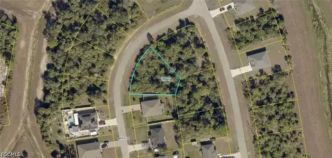 5018 Mateo Cir, Labelle, FL 33935