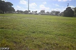 1937 SW Santa Barbara Pl, Cape Coral, FL 33991