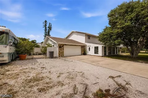 7418 16th Ave NW, Bradenton, FL 34209