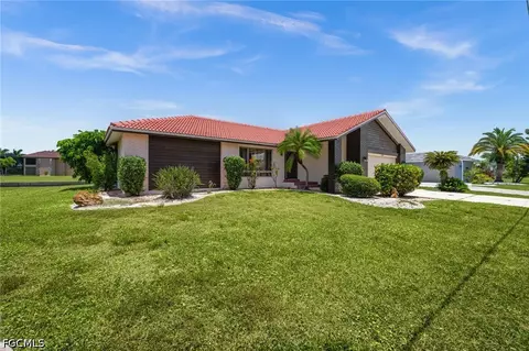 3330 Tripoli Blvd, Punta Gorda, FL 33950