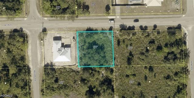 605 W 6th St, Lehigh Acres, FL 33972