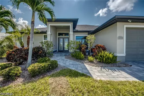 3619 SE 1st Ave, Cape Coral, FL 33904