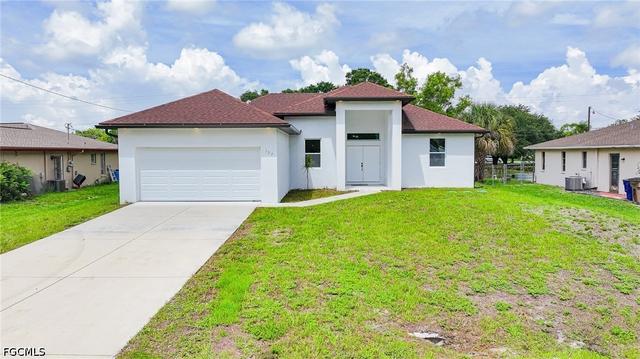 127 Connecticut Rd, Lehigh Acres, FL 33936