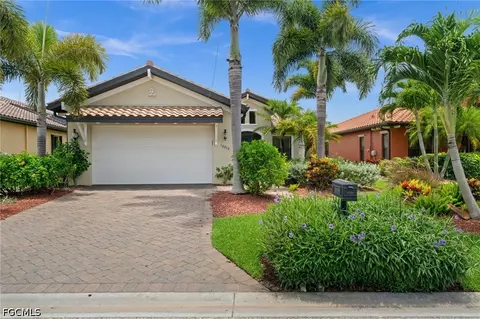 10259 Ashbrook Ct, Fort Myers, FL 33913