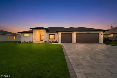 1213 NW 25th Pl, Cape Coral, FL 33993