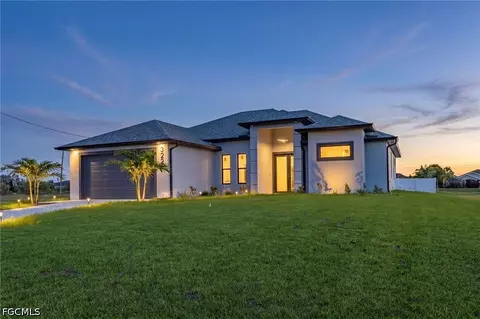 3227 NE 13th Pl, Cape Coral, FL 33909