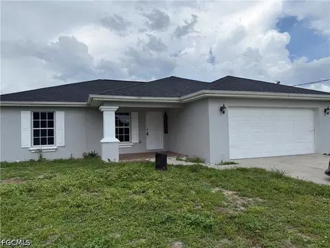 3819 24th St W, Lehigh Acres, FL 33971