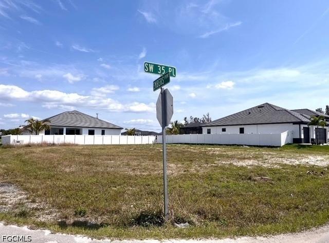 3 SW 35th Pl, Cape Coral, FL 33991