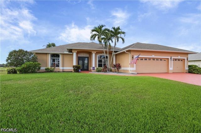 11809 Royal Tee Ct, Cape Coral, FL 33991