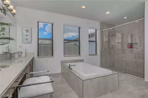 Bath - 12733 Caballo Ct, Estero, FL 33928 photo 4 of 7