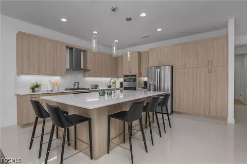 Kitchen - 12733 Caballo Ct, Estero, FL 33928 photo 4 of 6
