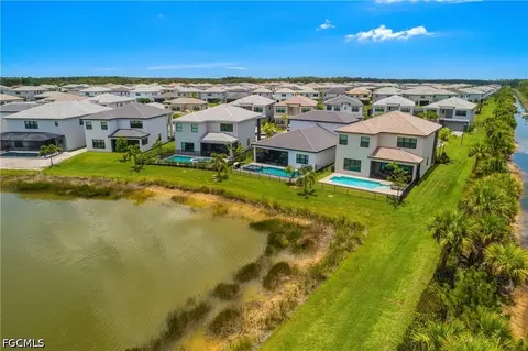 View/Area - 12733 Caballo Ct, Estero, FL 33928 photo 5 of 8