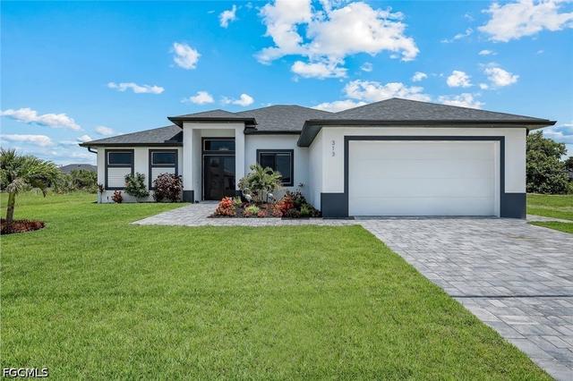 313 NE 5th Ter, Cape Coral, FL 33909