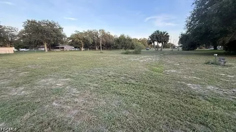 149 Oak Dr, Clewiston, FL 33440 photo 4