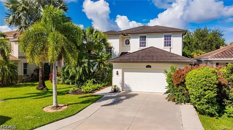 11713 Pine Timber Ln, Fort Myers, FL 33913