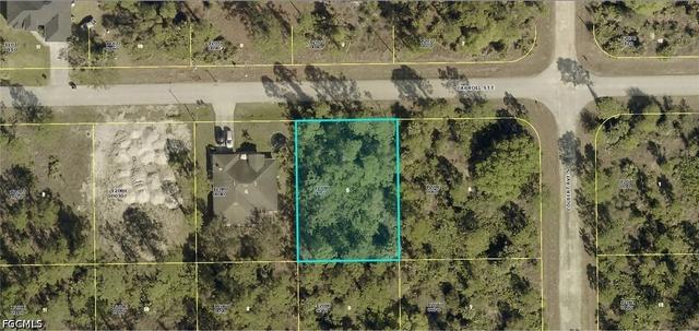 1024 Carroll St E, Lehigh Acres, FL 33974